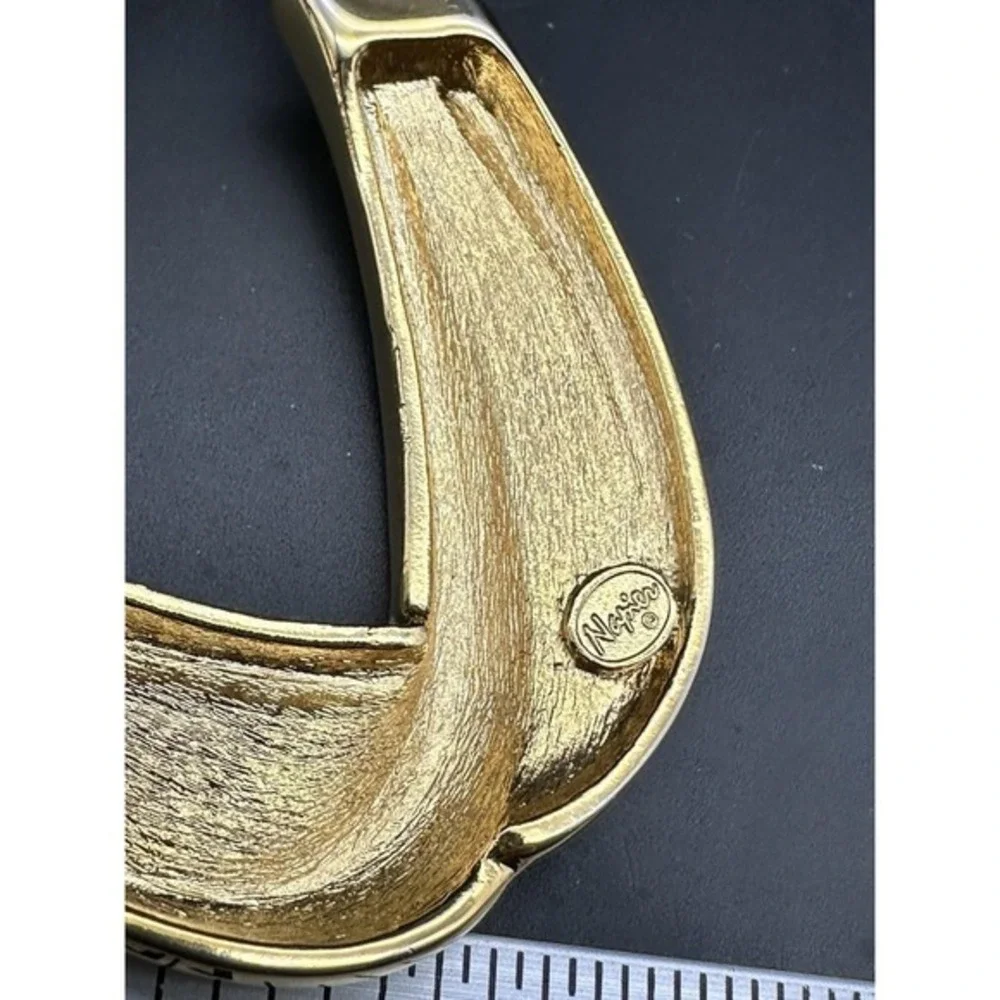 Vintage Napier Necklace Textured Gold Tone Art Deco Style Fold Over Clasp Signed